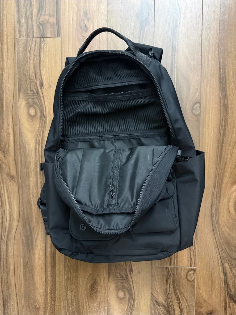 Lululemon Black Men's Utility Backpack - Versatile Everyday Carry